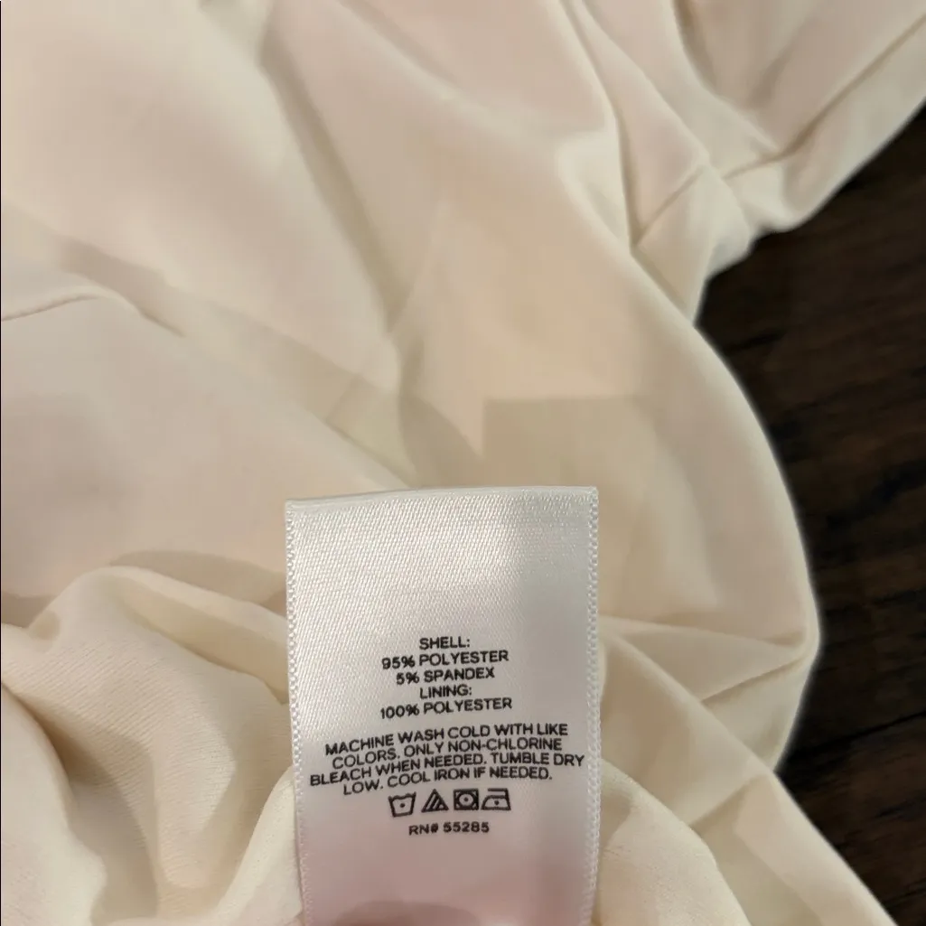 NWT Express Puff Sleeve Crew Neck Bodysuit Sz M - Image 11