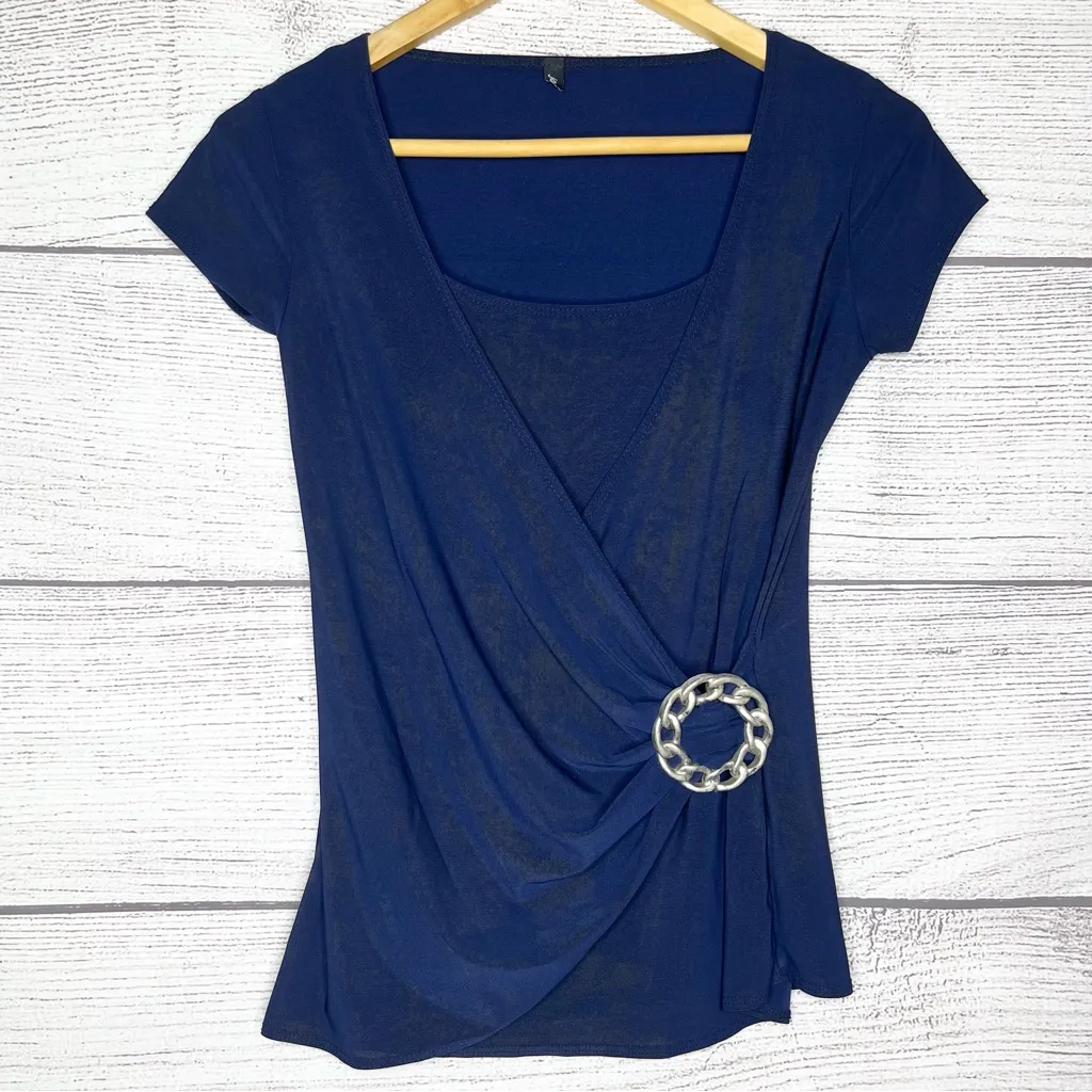 Jason Maxwell Navy Blue Draped Blouse Top with Silver Accent Size Small - Image 8