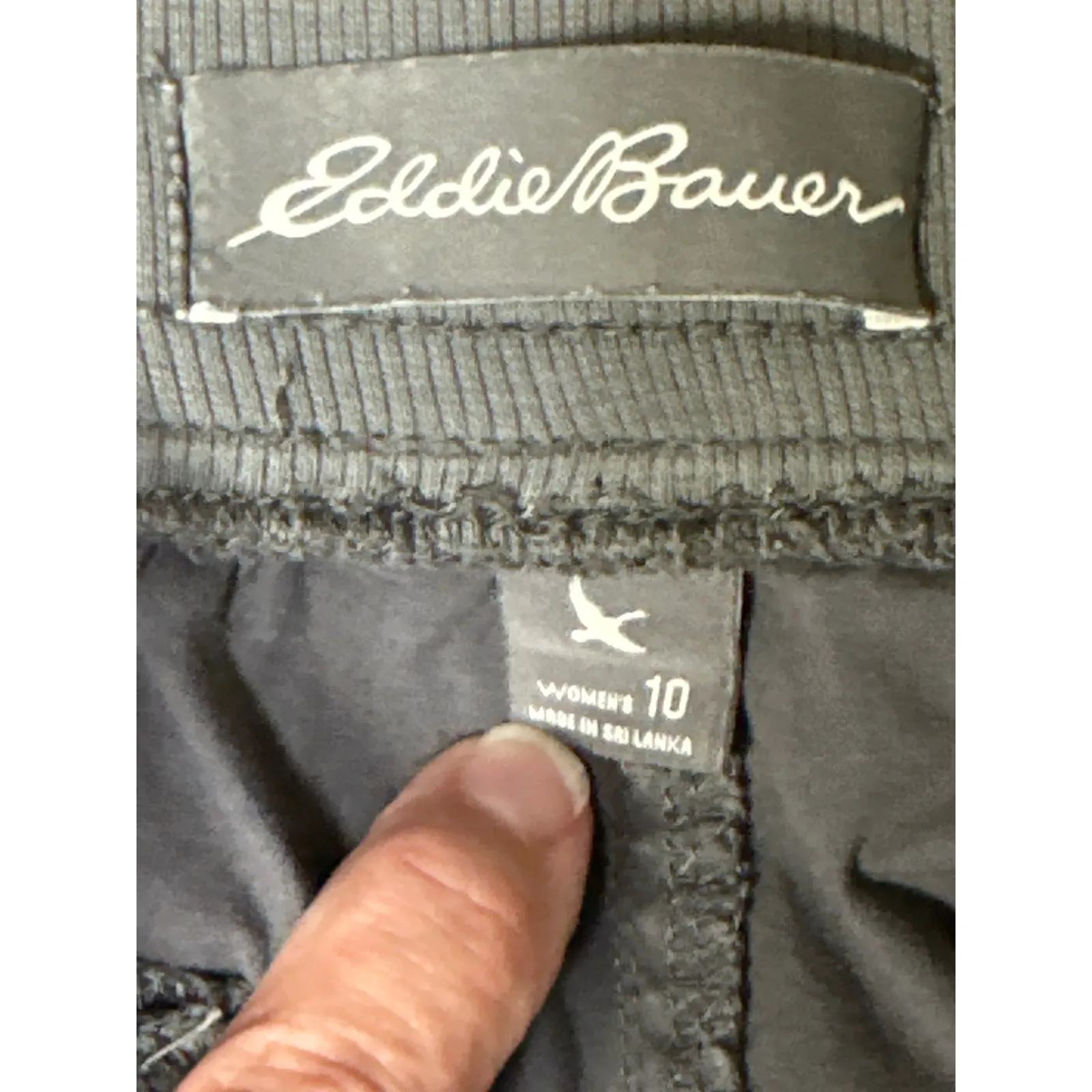 Eddie Bauer Women's Gray Casual Cargo Pants Elastic Waist Size 10 Cotton Blend - Image 5