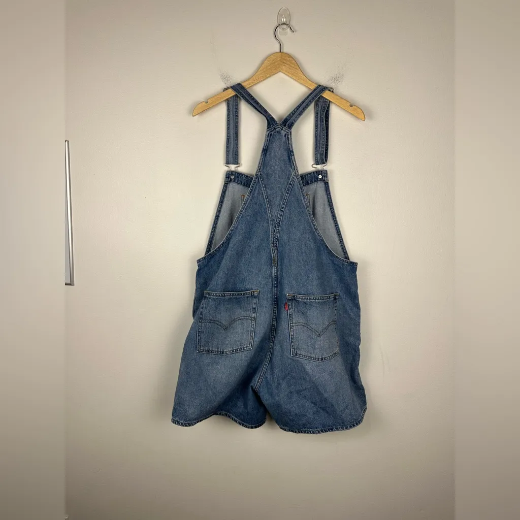 Levi’s Vintage Light Wash Denim Relaxed Shortalls Women’s Sz L - Image 9