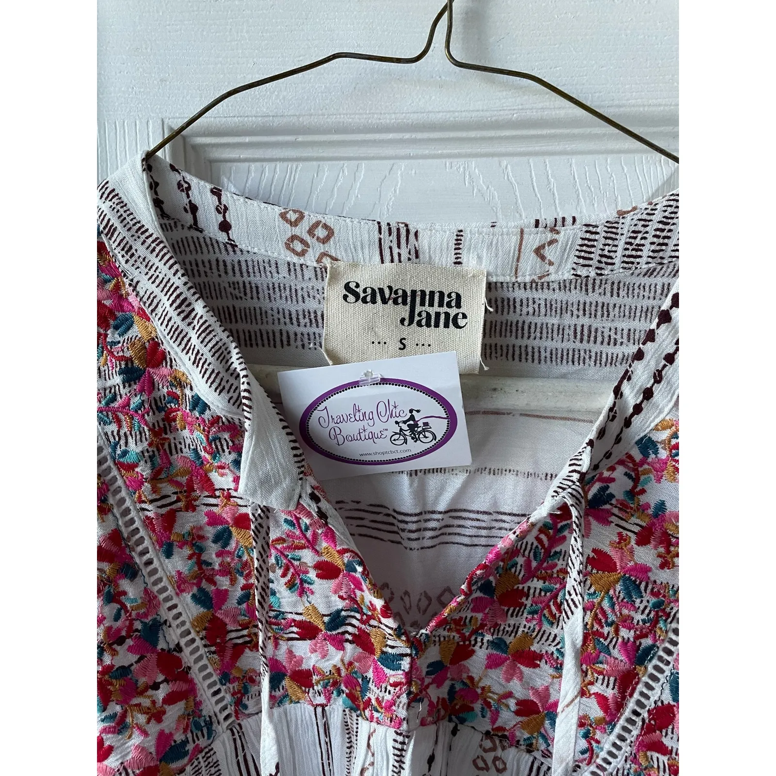 NWT Savanna Jane Size Small Boutique Boho shirt floral feminine‎ embroidered White - Image 2