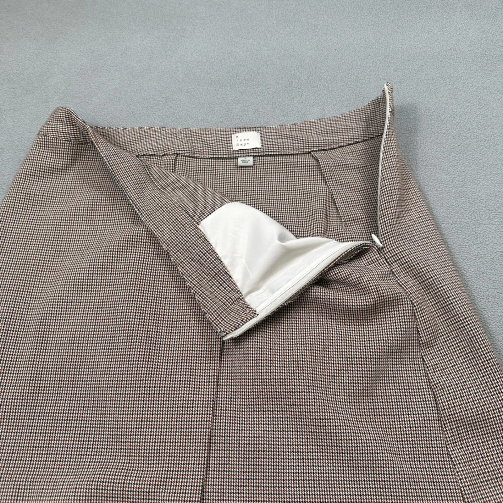 A New Day Mini Skirt Womens 4 Brown Houndstooth Pattern Side Zipper Patterned A - Image 5