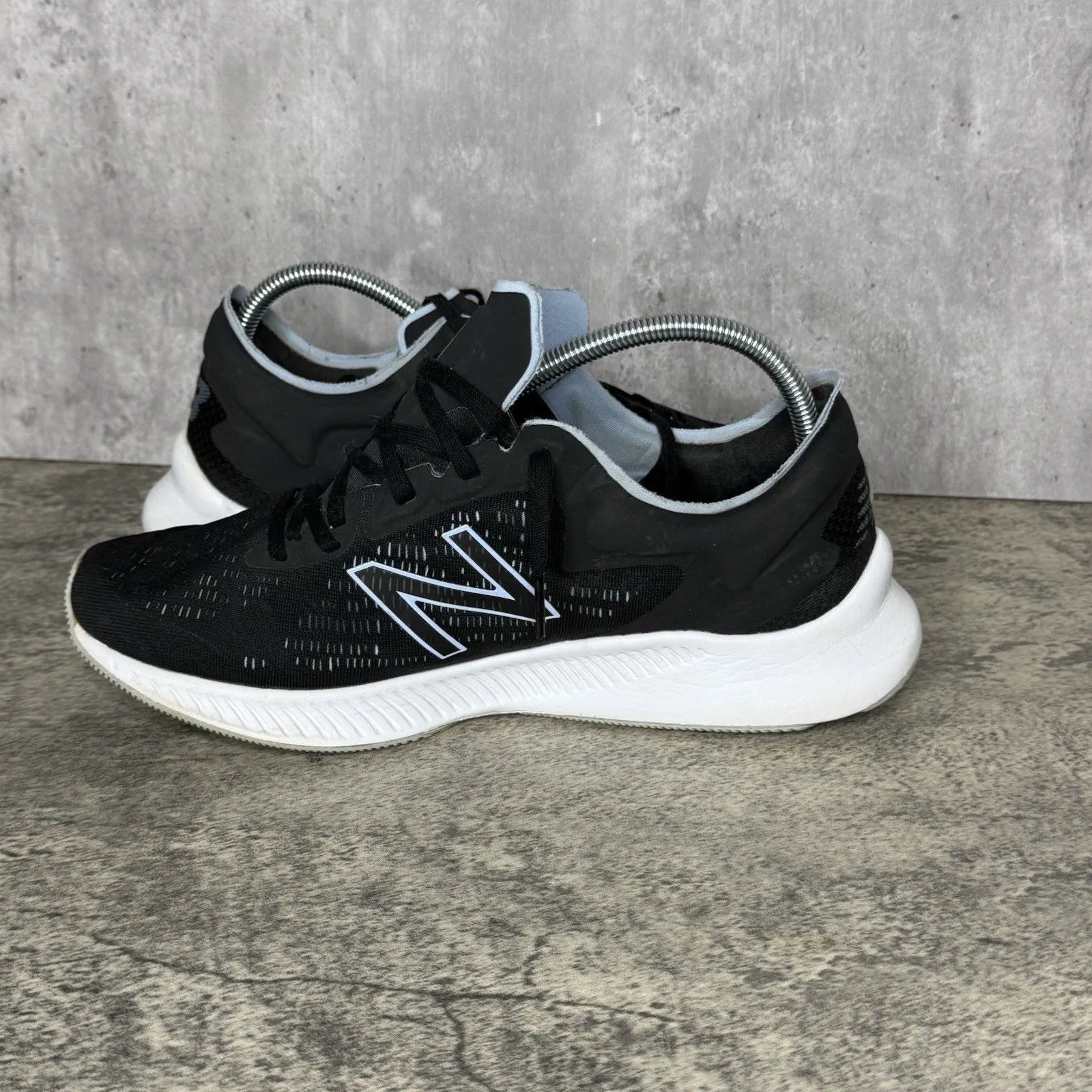 New Balance Dynasoft Pesu V1 Shoes Women 11 Black Seam Free Mesh Running Sneaker - Image 11
