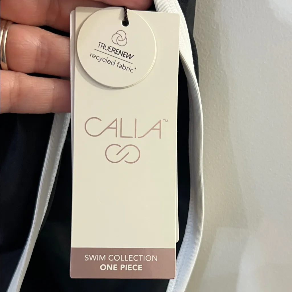 CALIA by Carrie Underwood Black One Piece Swimsuit with White Trim Size undefined - Image 4