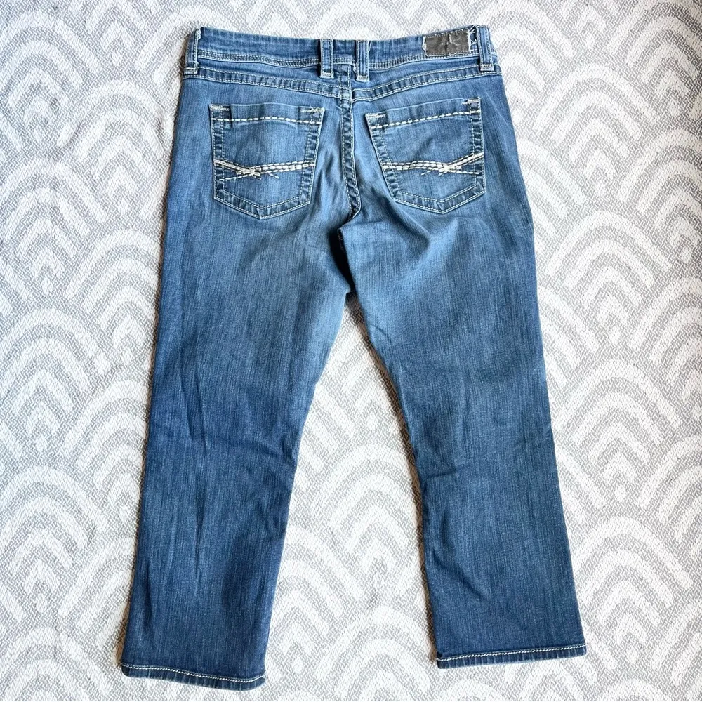 THE BUCKLE // BKE Women’s Harper 24” Crop Blue Denim Jeans Plus Size 33 - Image 5