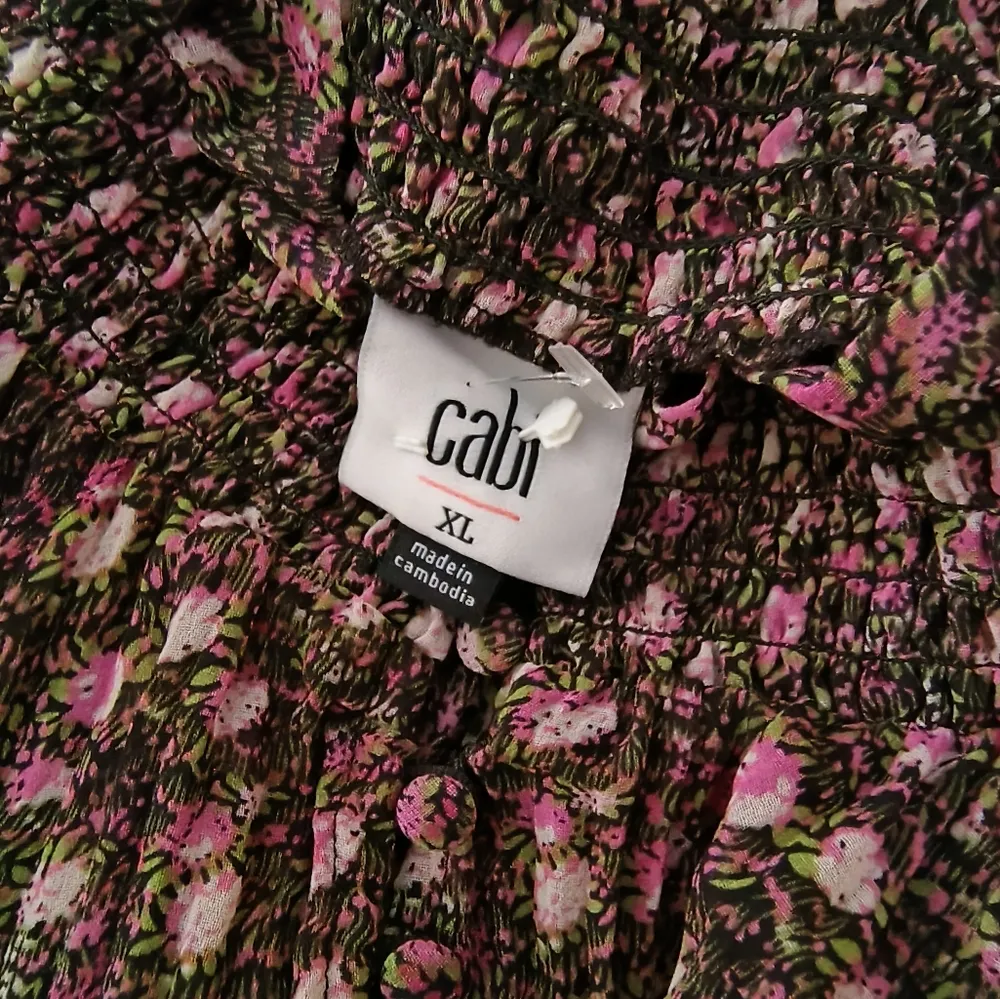 Cabi Women's Multicolor Floral Mock Neck Sheer Pleated Blouse Size XL - Image 5