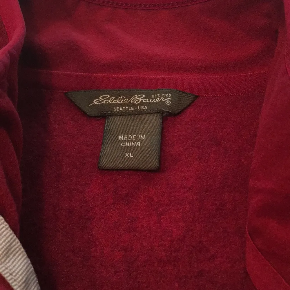 Eddie Bauer  wine light fleece jacket - Image 4