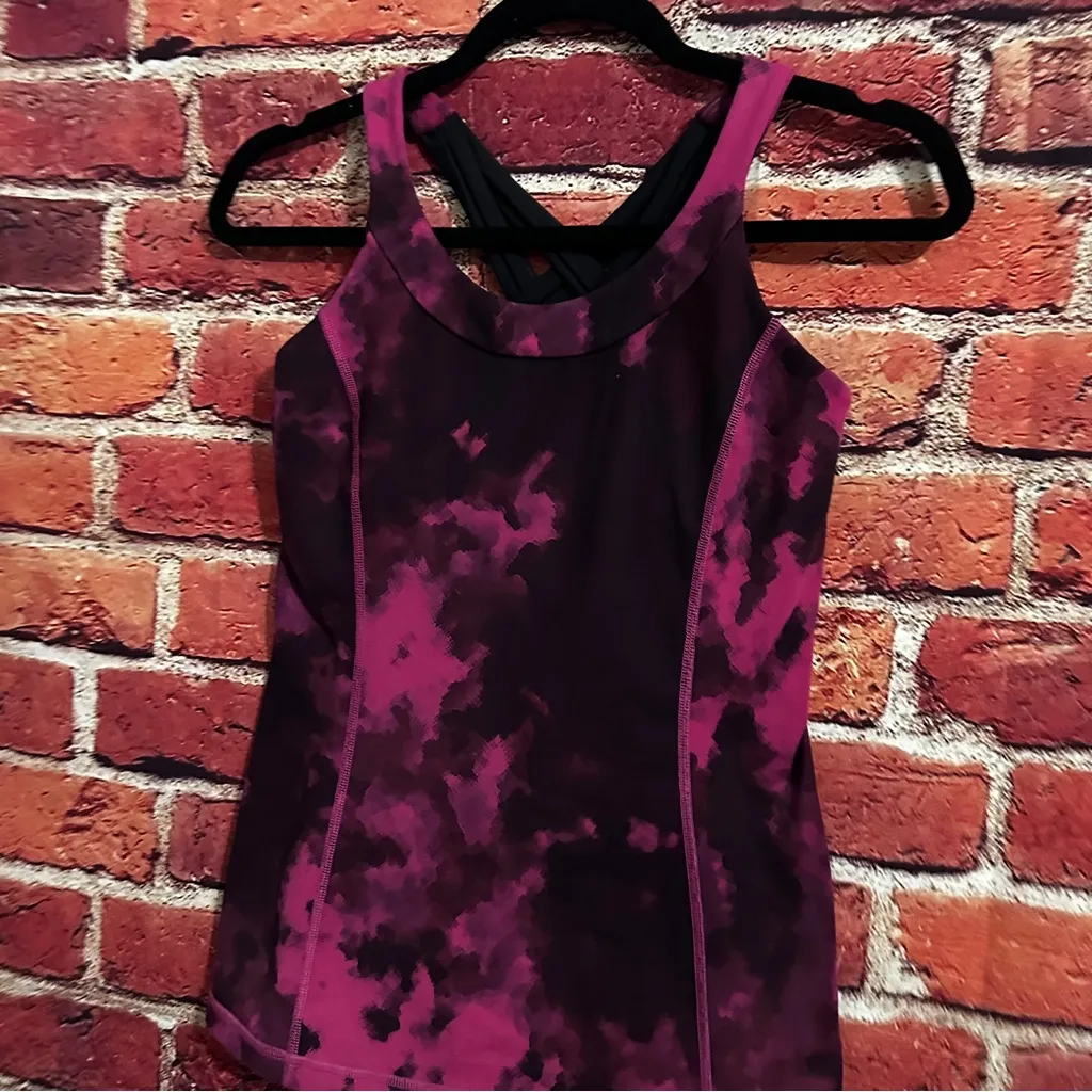 Lululemon tank top size 6 - Image 2