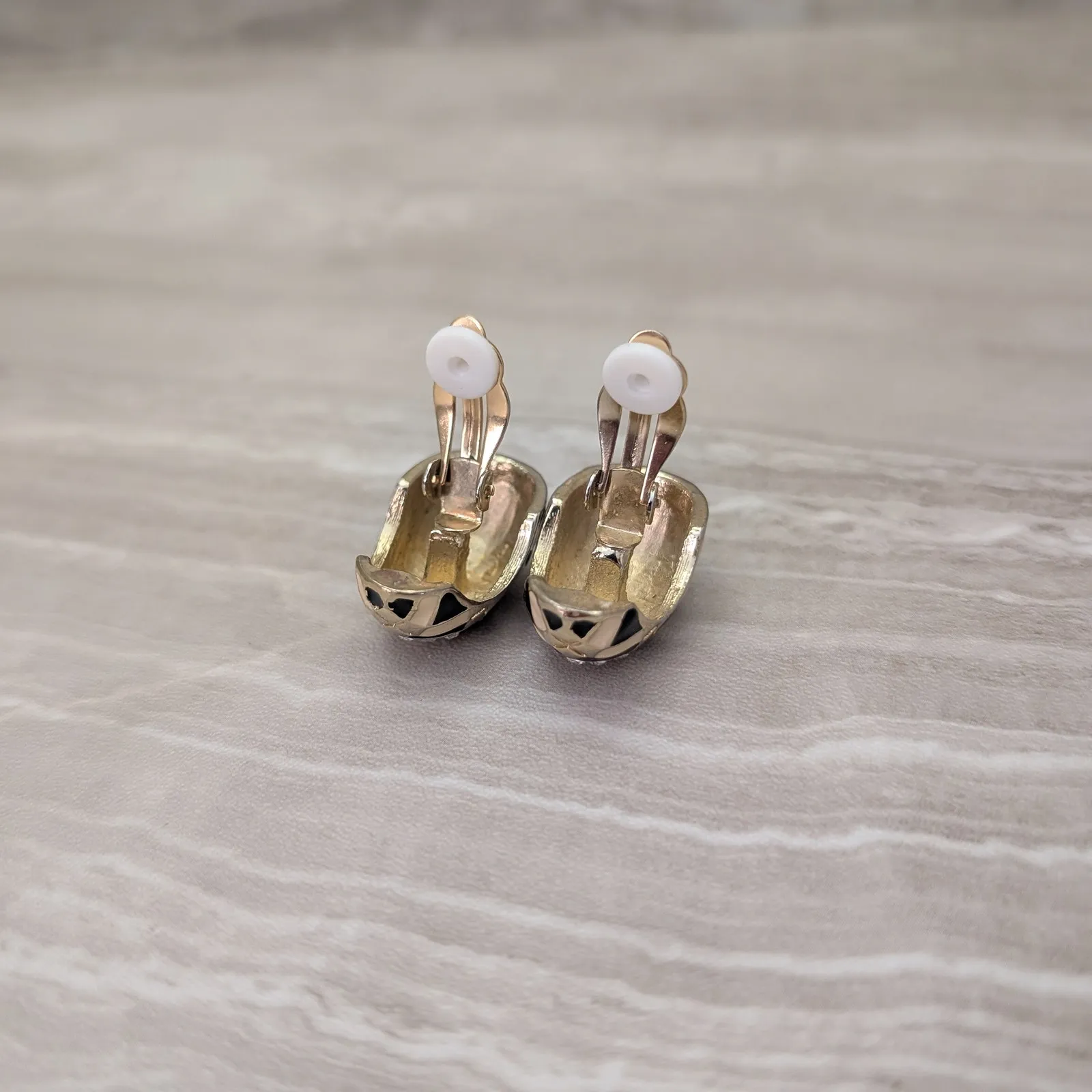 Vintage Clip On Earrings Chunky Gold Tone, Clear Gems, Black & Cream Enamel - Image 7