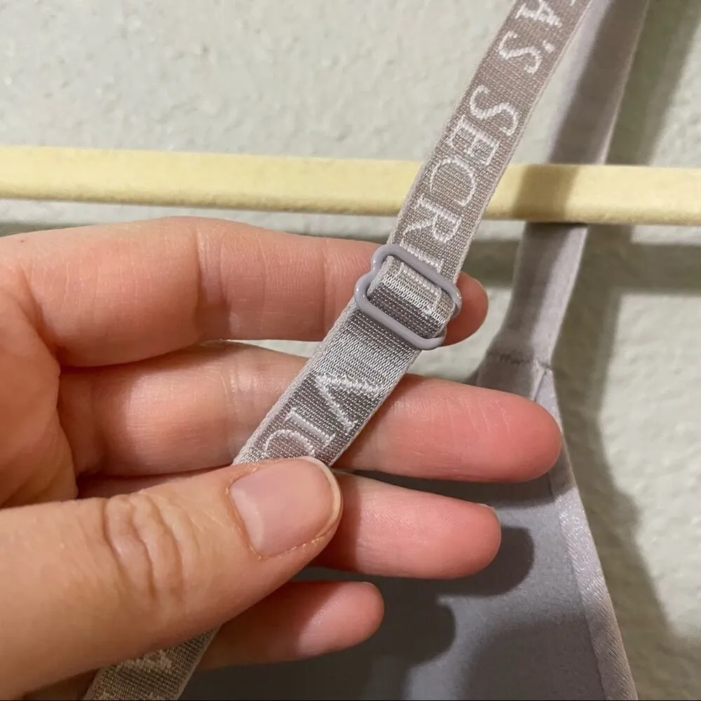 Victoria Secret Purple Seamless No Wire Bra Womens 34D Push Up Padded Adjustable - Image 3