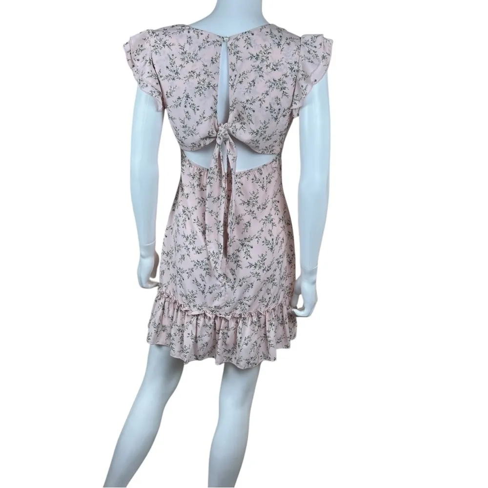 Forever 21 Floral Mini Dress - Image 6