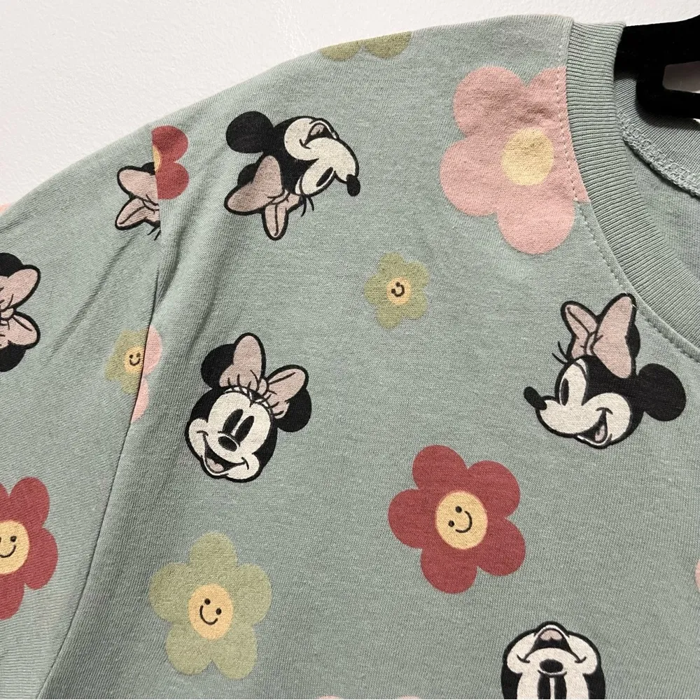 Disney Minnie Mouse Floral Print Crewneck T-Shirt in Light Green Size XL - Image 3