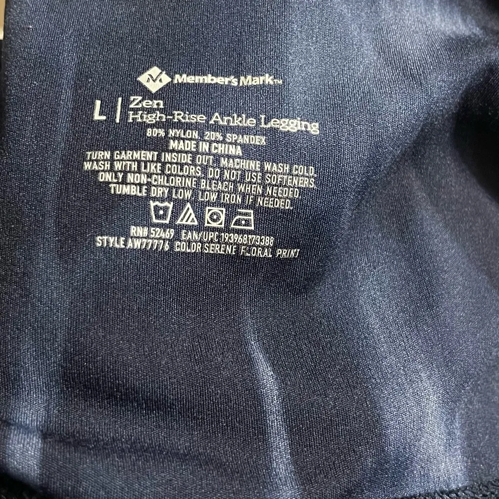 Women's Blue Patterned Leggings Size L - Image 7