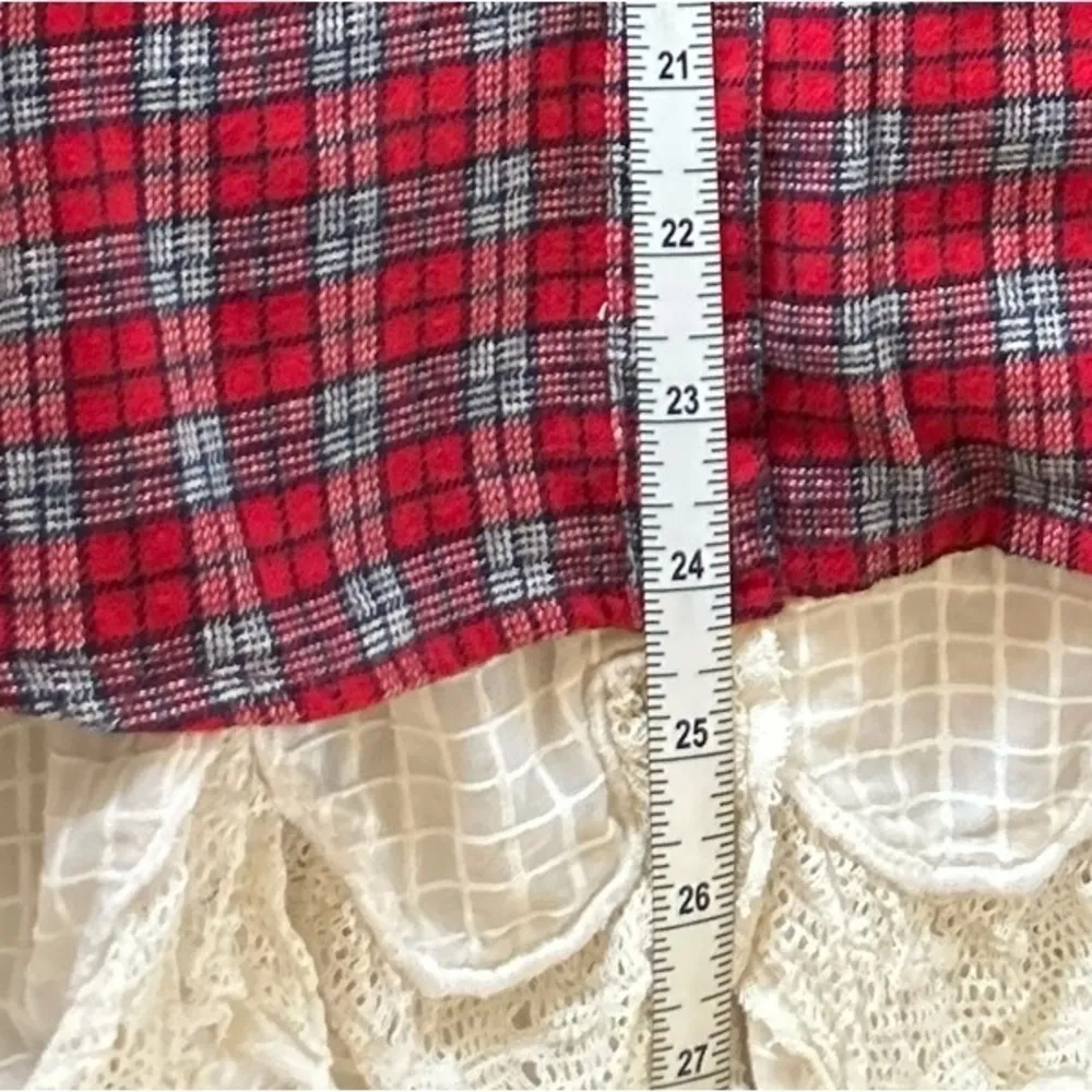 Urban‎ Outfitters Bdg Flannel Louie Lace Trim Shirt - Image 9