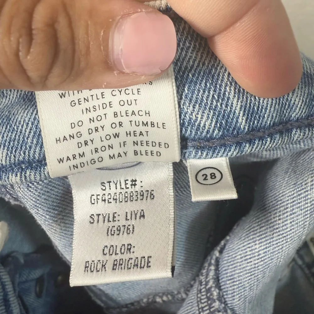 Grlfrnd Liya Jeans Size 28 - Image 9