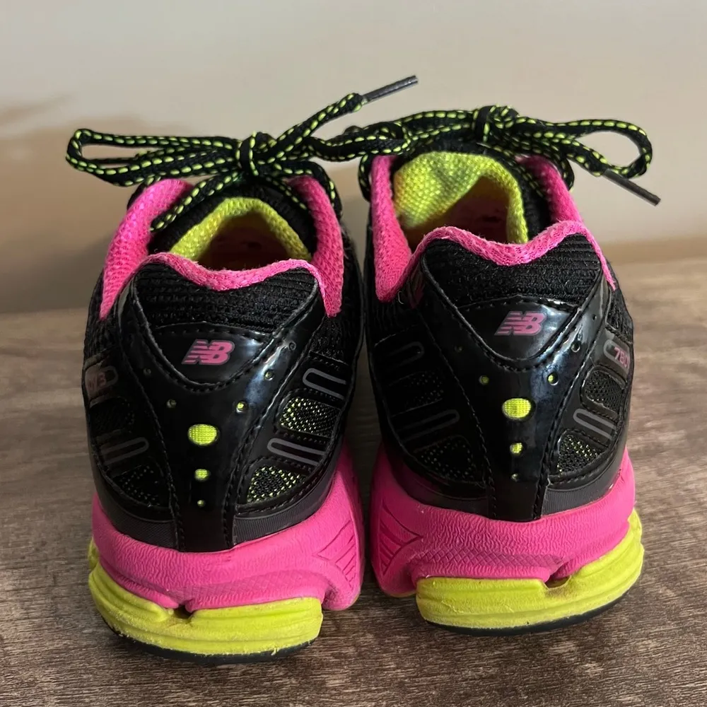 New Balance Running Sneakers 780BP3 Women’s Size 8.5 Black Pink - Image 6