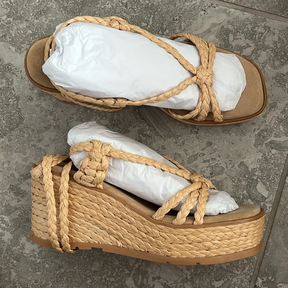 NEW  Revolve* Geissa Platform Wedge Espadrille Sandals Nude, Size 11B $158 - Image 5