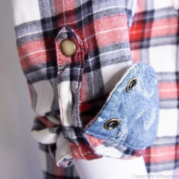 JACHS Girlfriend women's red and white plaid button down shirt, size M - Image 12