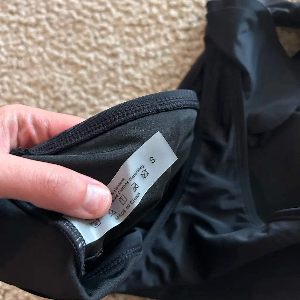 Woman size small beach top bra bikini - Image 4