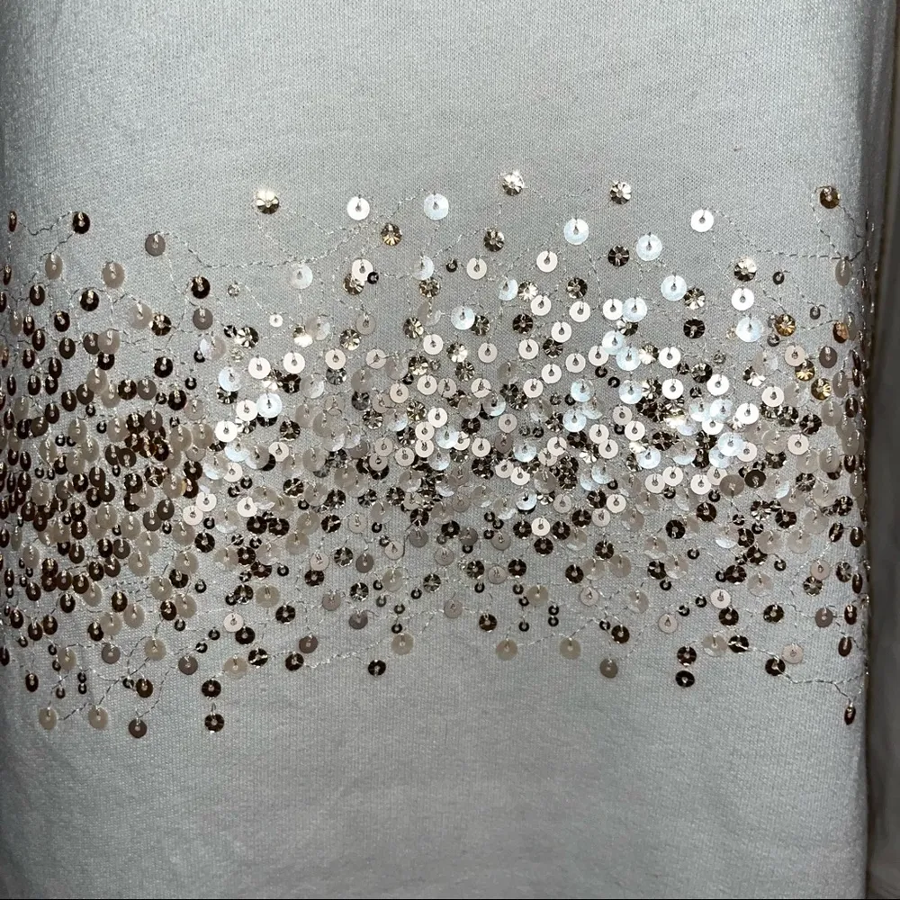 Victorias Secret creme beige gold sequin sweatshirt, size Medium - Image 3