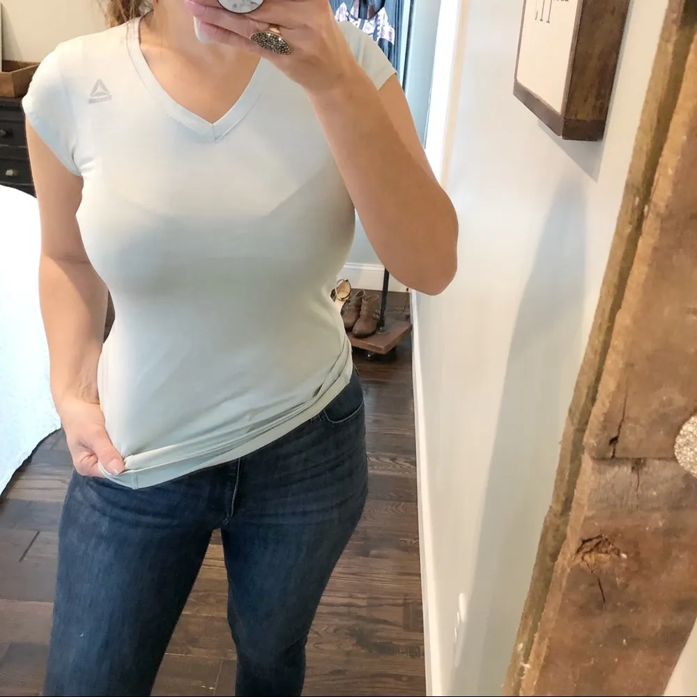 Reebok small green yoga/gym/fitness soft top - Image 4