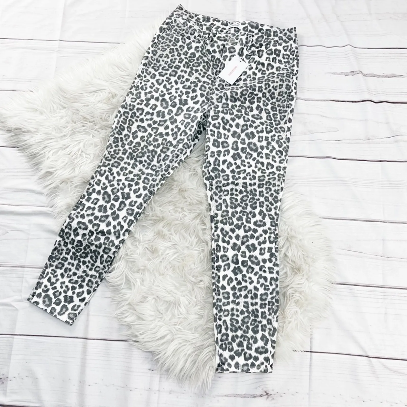 Good American Good Waist CropAnkle Skinny Jeans in‎ Snow Leopard Size 12 / 31 - Image 3