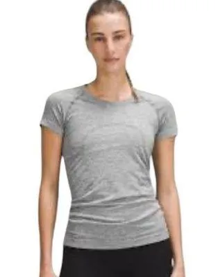Lululemon SWIFTLY TECH SHORT SLEEVE CREW NECK GRAY SHIRT TOP 6 - Image 2