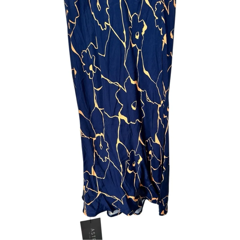 ASTR the Label size Small Navy Print Maxi Dress Abstract Floral Print - Image 4