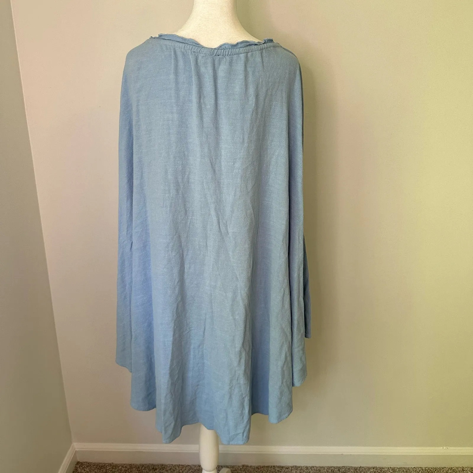 Lulu's light blue button front poncho top dress size M - Image 5