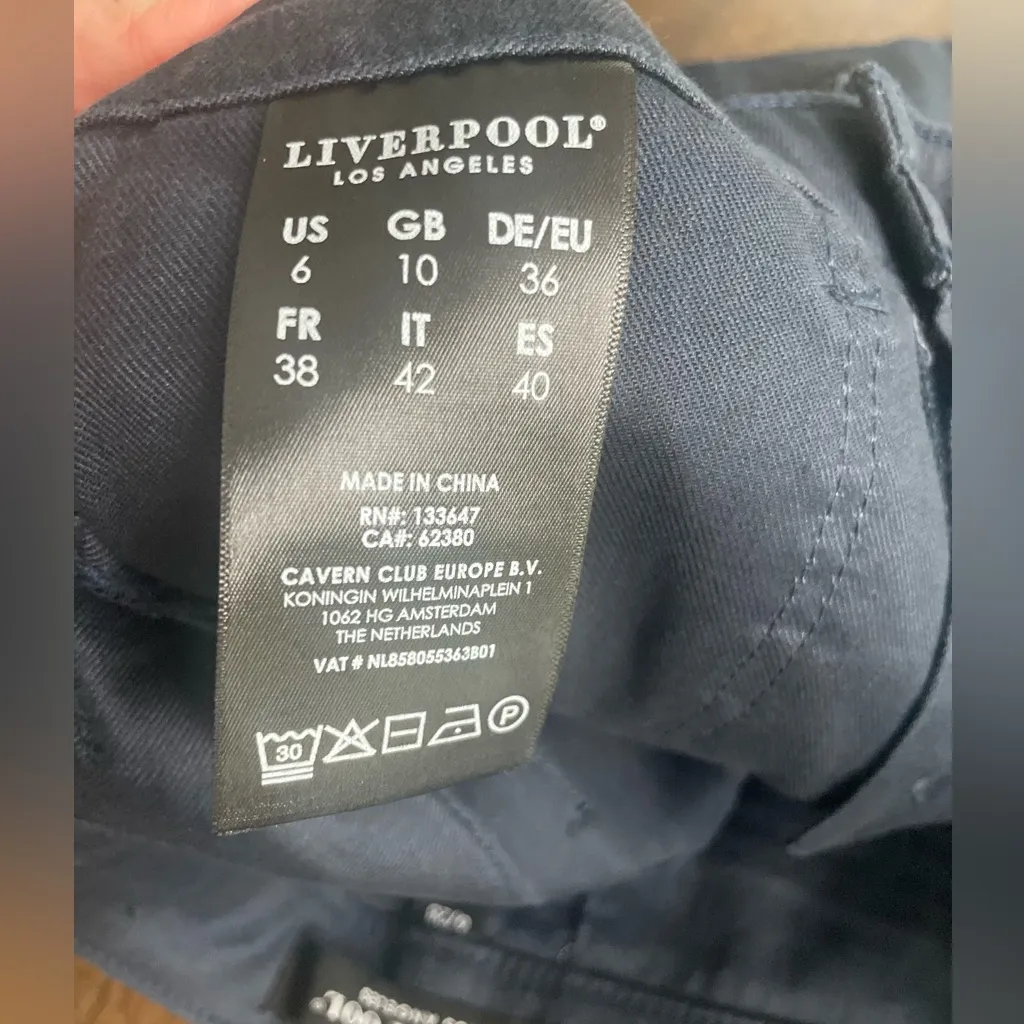 NWT Liverpool Los Angeles Indigo Linen Skirt - Size 6/28 - Image 5