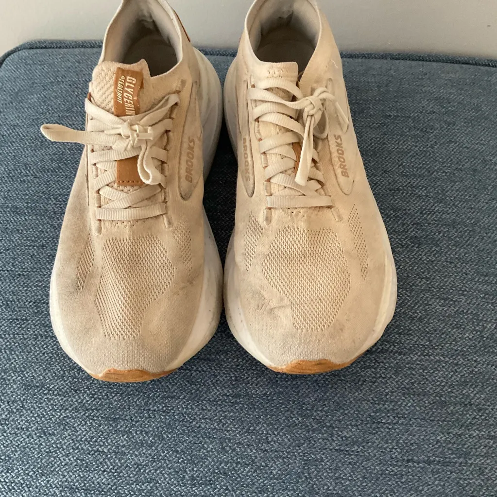 Brooks Women's Cream Running Shoes - Image 5