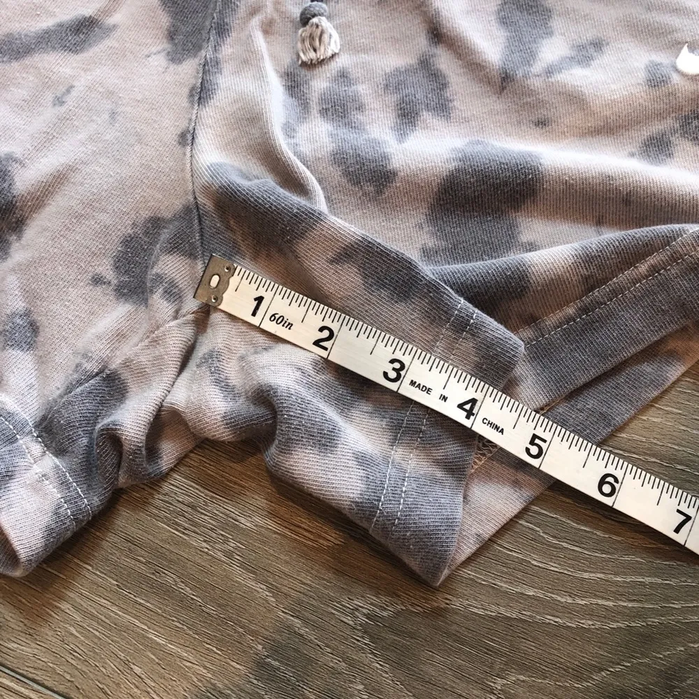 Nike Training Dri Fit Get Fit Fleece Heather Grey Tie Dye Shorts Womens Size XS - Image 8