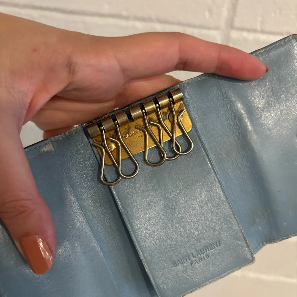 Saint Laurent vintage keyholder wallet in blue - Image 12