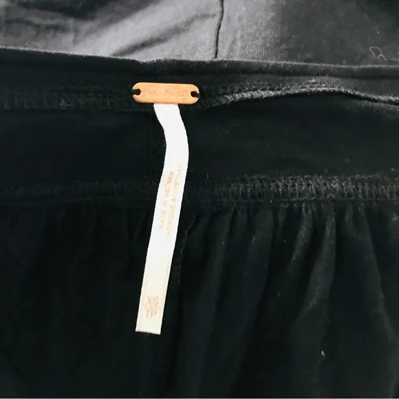 NWT Free People Womens Keepin On OB749066 Top‎ Relaxed Black Size XS - Image 4