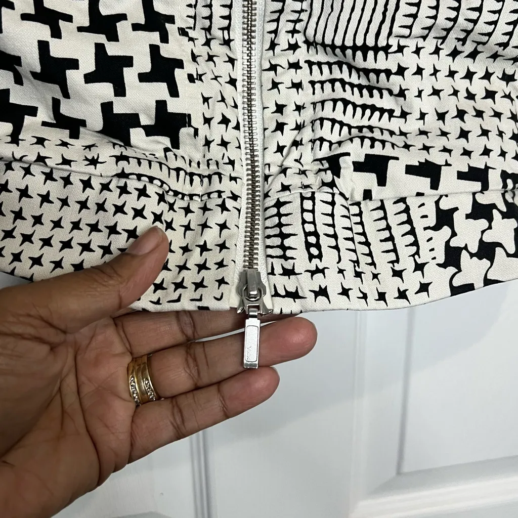 CAbi  Coupe Bomber Jacket Black and Ivory Patchwork Design - Size Large - Image 6