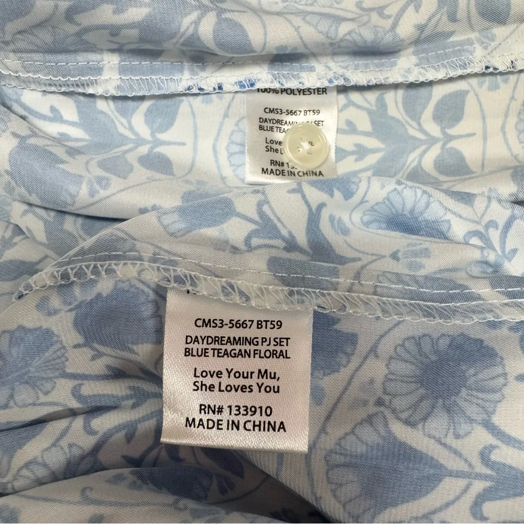 Show Me Your Mumu Daydreaming PJ Shorts Set Blue Teagan Floral Large - Image 9