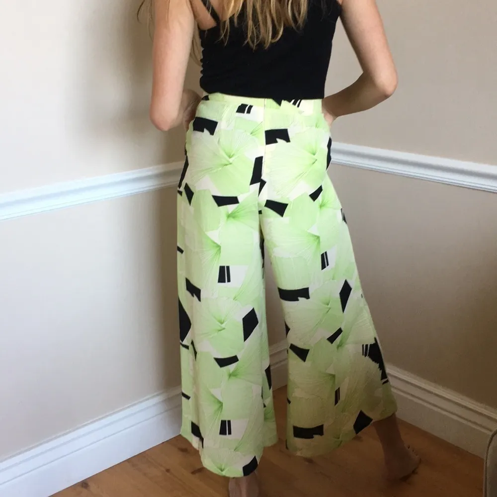 Gorgeous Summer Wide Leg Goucho Pants - Image 3