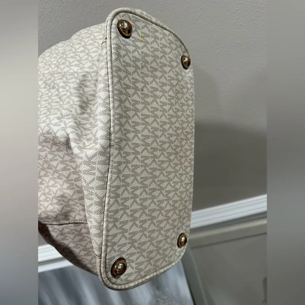 Michael Kors  Jet Set - Image 4