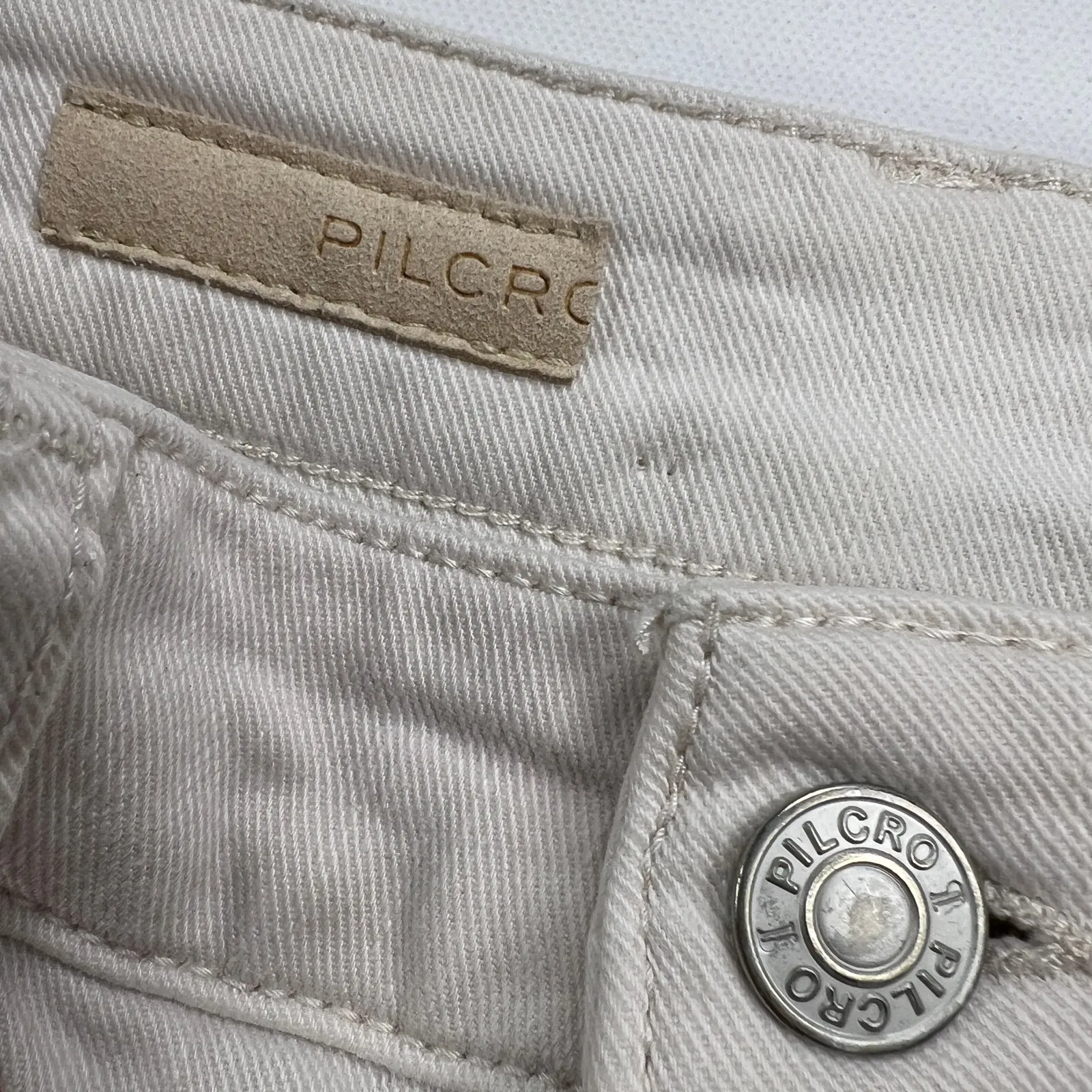 Pilcro The Icon Cream Winter White Mid Rise Flare Leg Jeans 31” Inseam Size 25 - Image 2