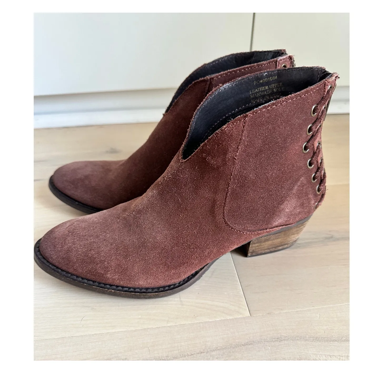 Journee Signature Womens Arika Booties Suede Size 7.5 Fall Boots Western Brown - Image 3