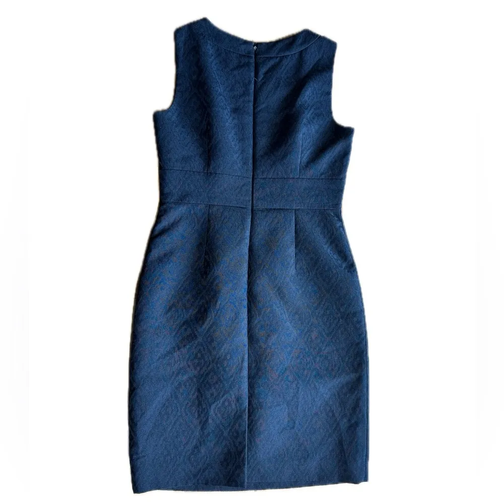 Tahari Arthur S. Levine Women's Tonal Pattern Cut-Out Detail Dress Size 6 - Image 5