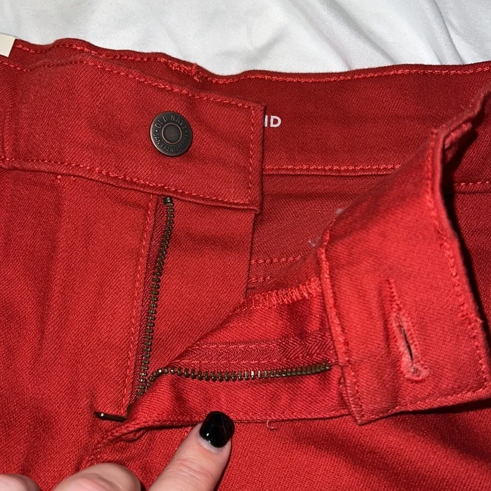 Old Navy size 12 regular shorts 3” dark salmon coral color flaw on 8th pic NWT - Image 6