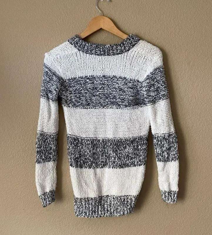 MICHAEL by Michael Kors Chunky White & Gray Striped Sweater - Image 3