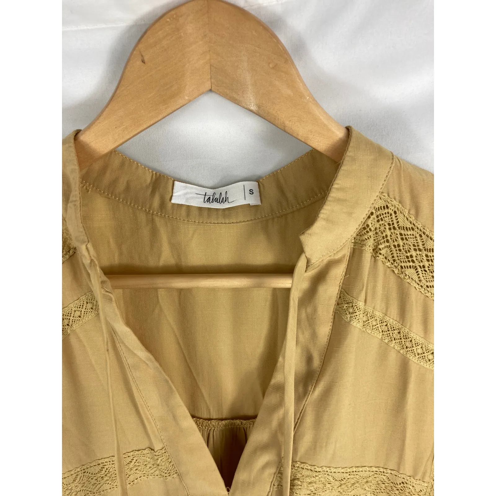 Talulah Yellow V Neck Flowy Summer Dress size small - Image 3