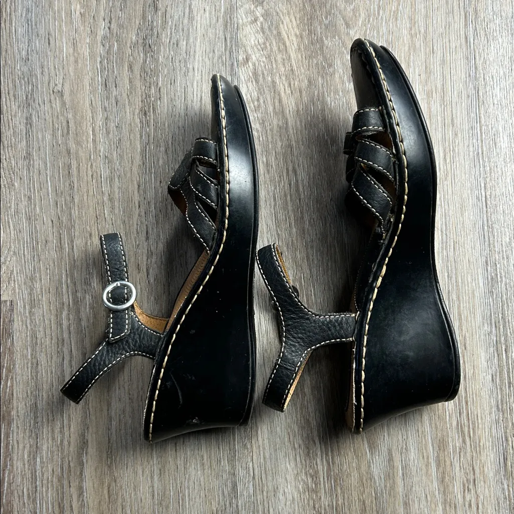 B.O.C. by Born Leather Heeled Sandals – Size 8 (Black) Black - Image 7