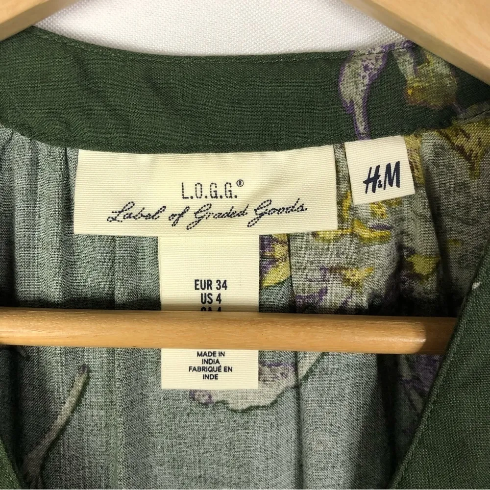 H&M LOGG Green Floral Popover Short Sleeve Blouse 4 - Image 4