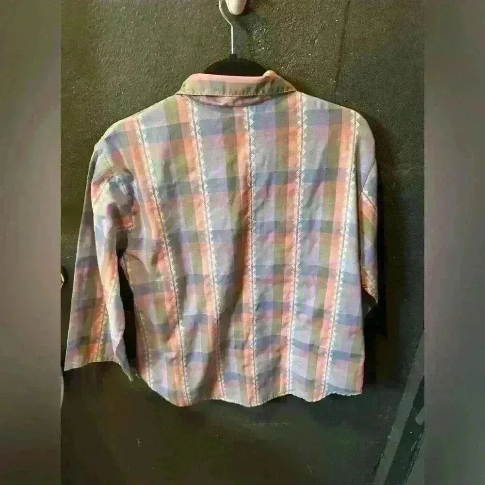 Women’s Koret Button Down Long Sleeve Shirt light weight Size 12 Pink - Image 6