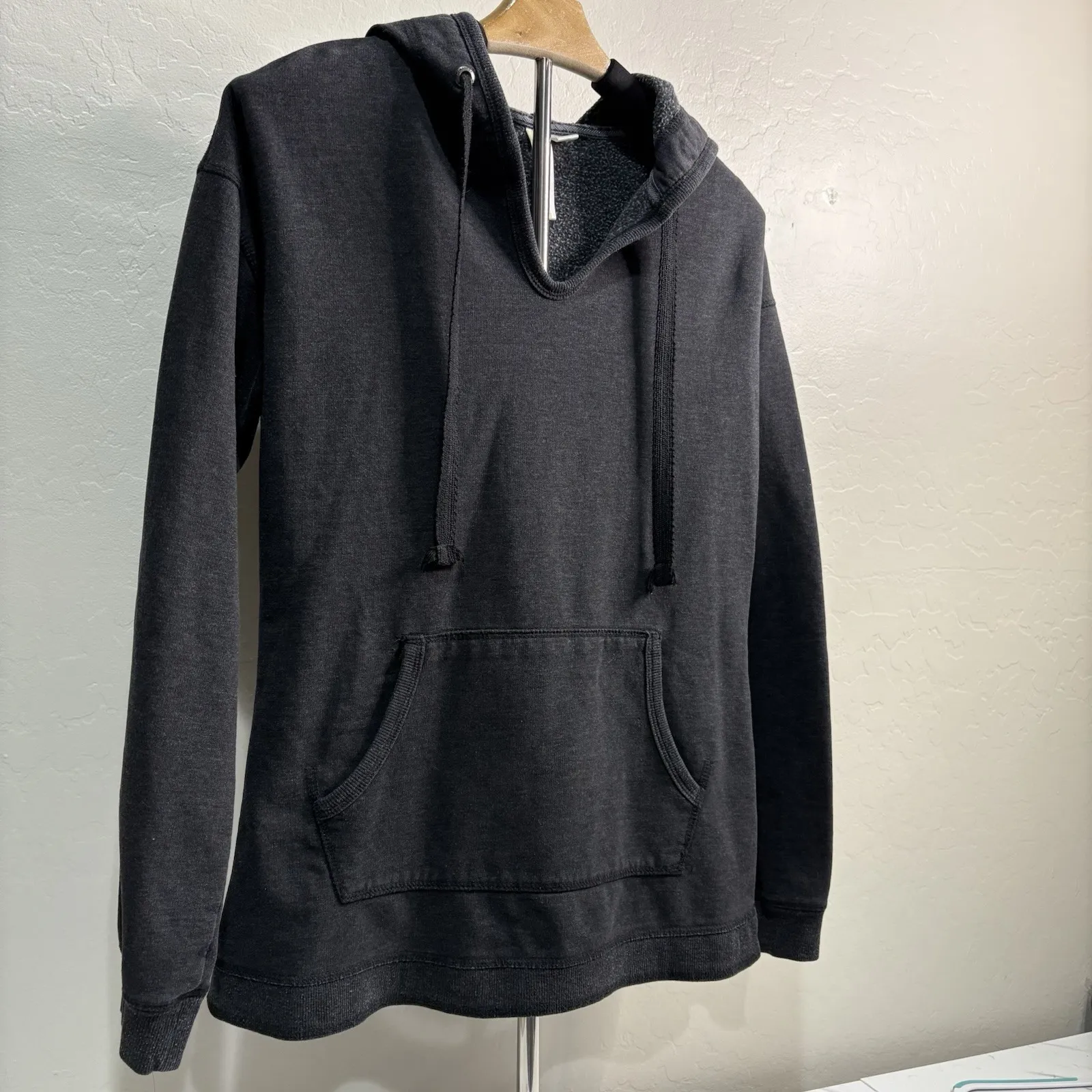 Green Tea Hoodie Pullover Sweatshirt Black Pockets Women's Size‎ M Medium Gray - Image 2