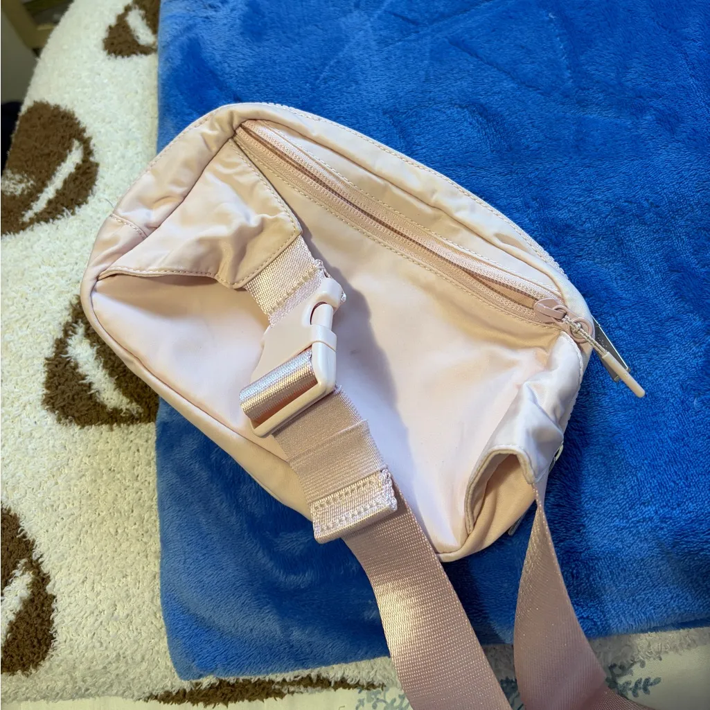 Lululemon Fanny Pack - Image 2