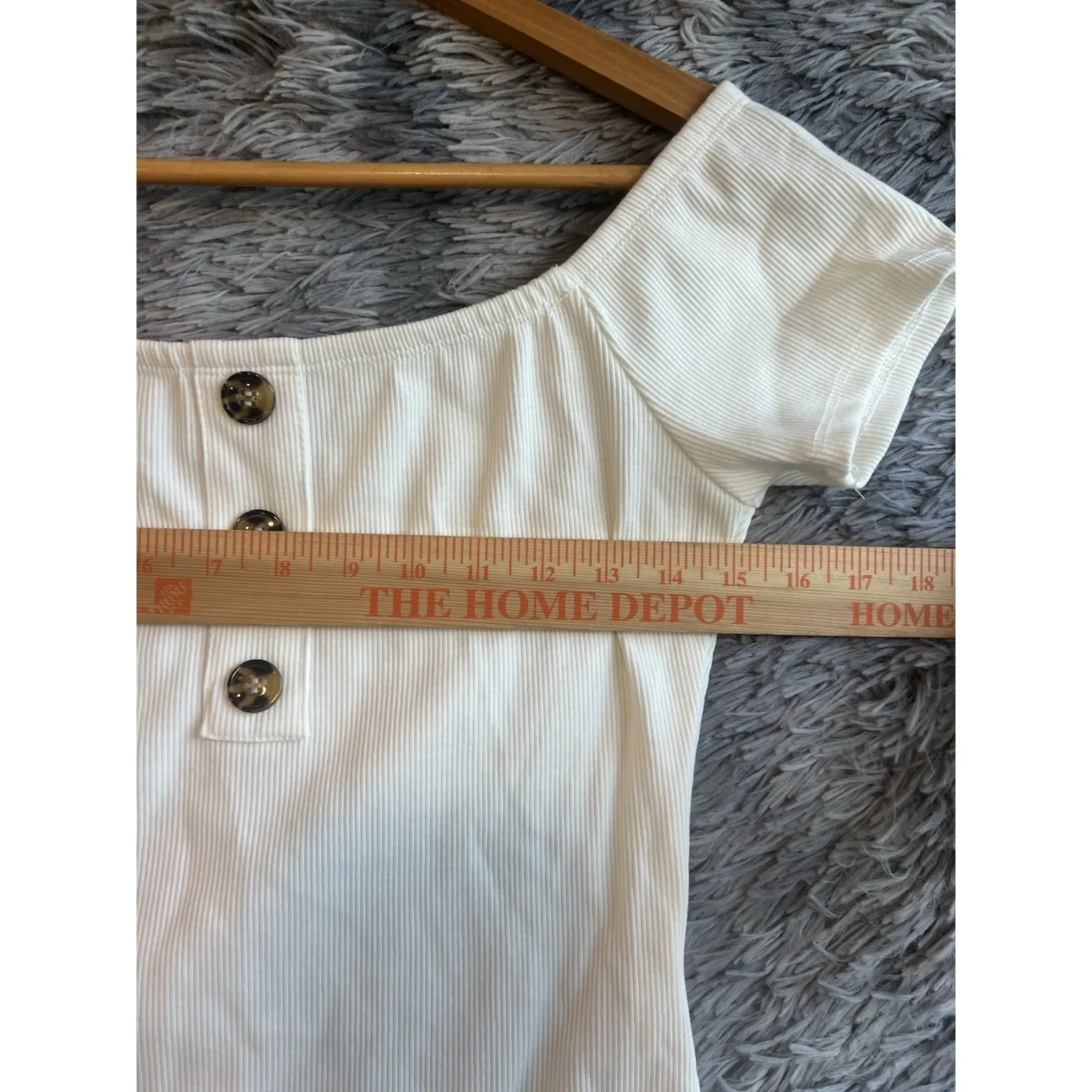Wishful Park One Piece Bodysuit Size  Large Ivory Short Sleeve Casual Office - Image 5